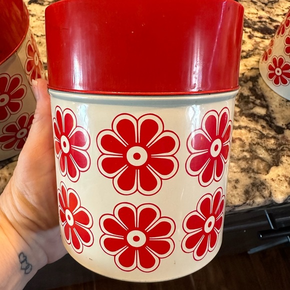 Vintage Retro Metal Canister set Red/White Flowers - Picture 9 of 15